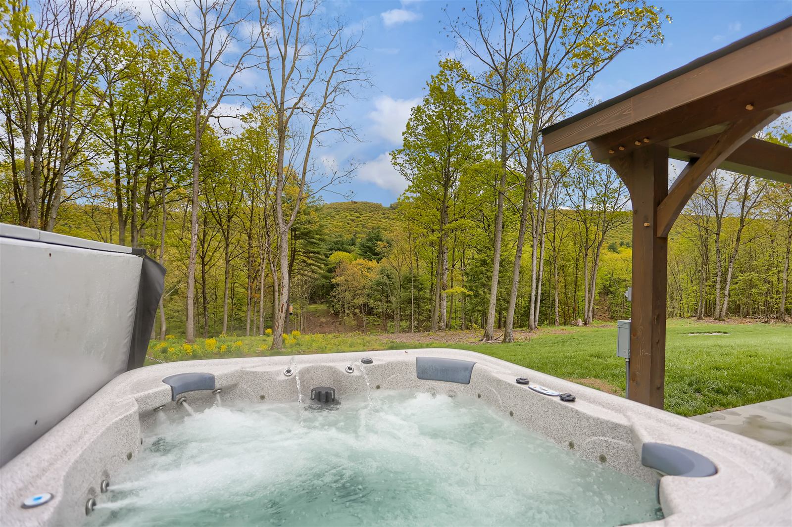 Private hot tub
