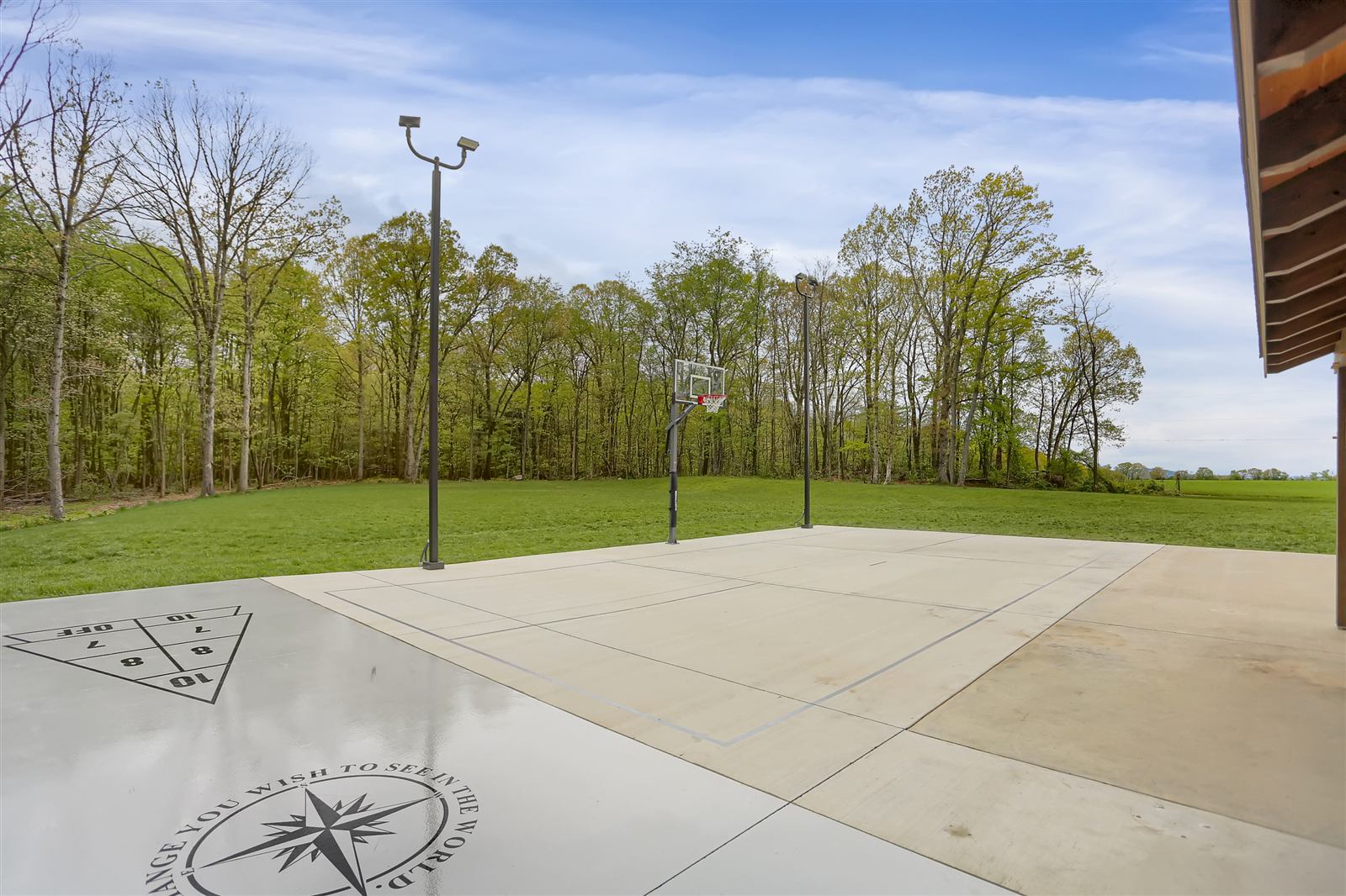 Pickleball court