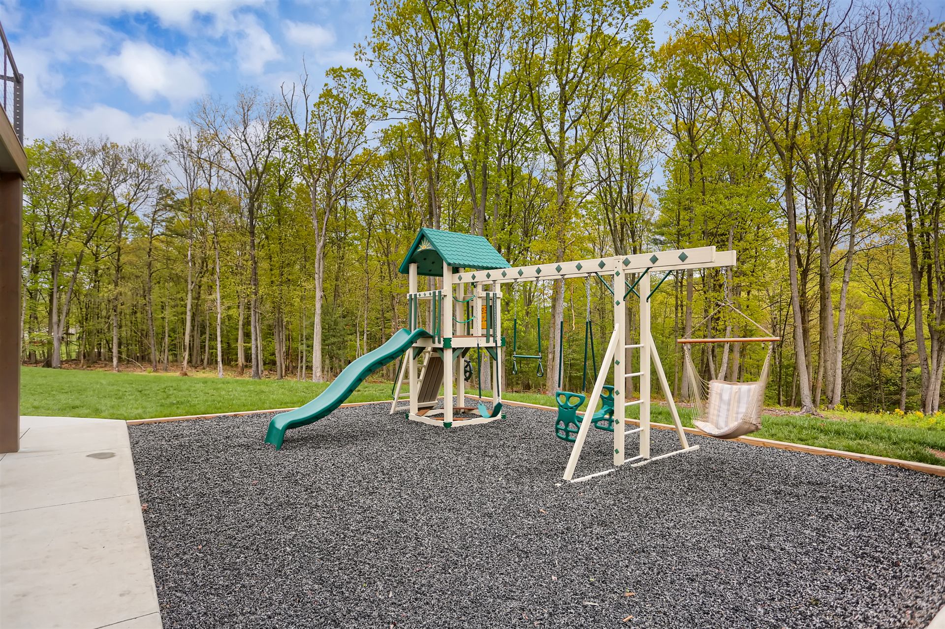 Playground and swingset for kids